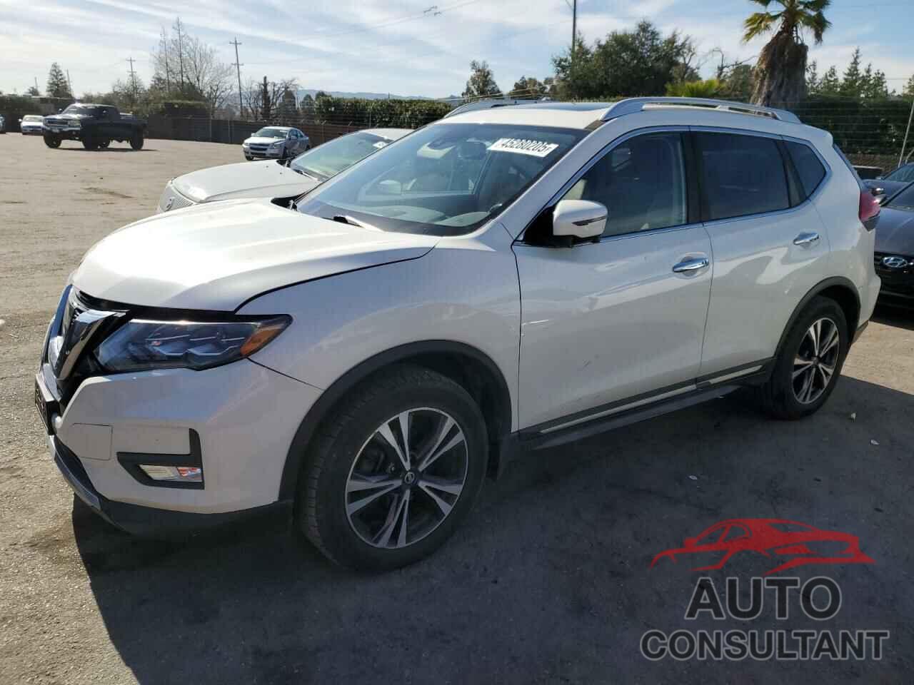 NISSAN ROGUE 2017 - JN8AT2MT8HW141729