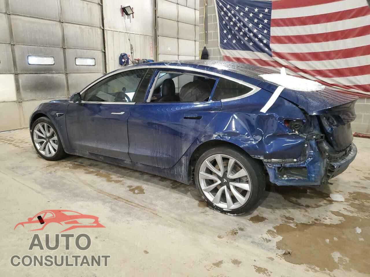 TESLA MODEL 3 2018 - 5YJ3E1EB7JF063890