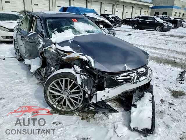 LEXUS IS 2014 - JTHCF1D22E5007375