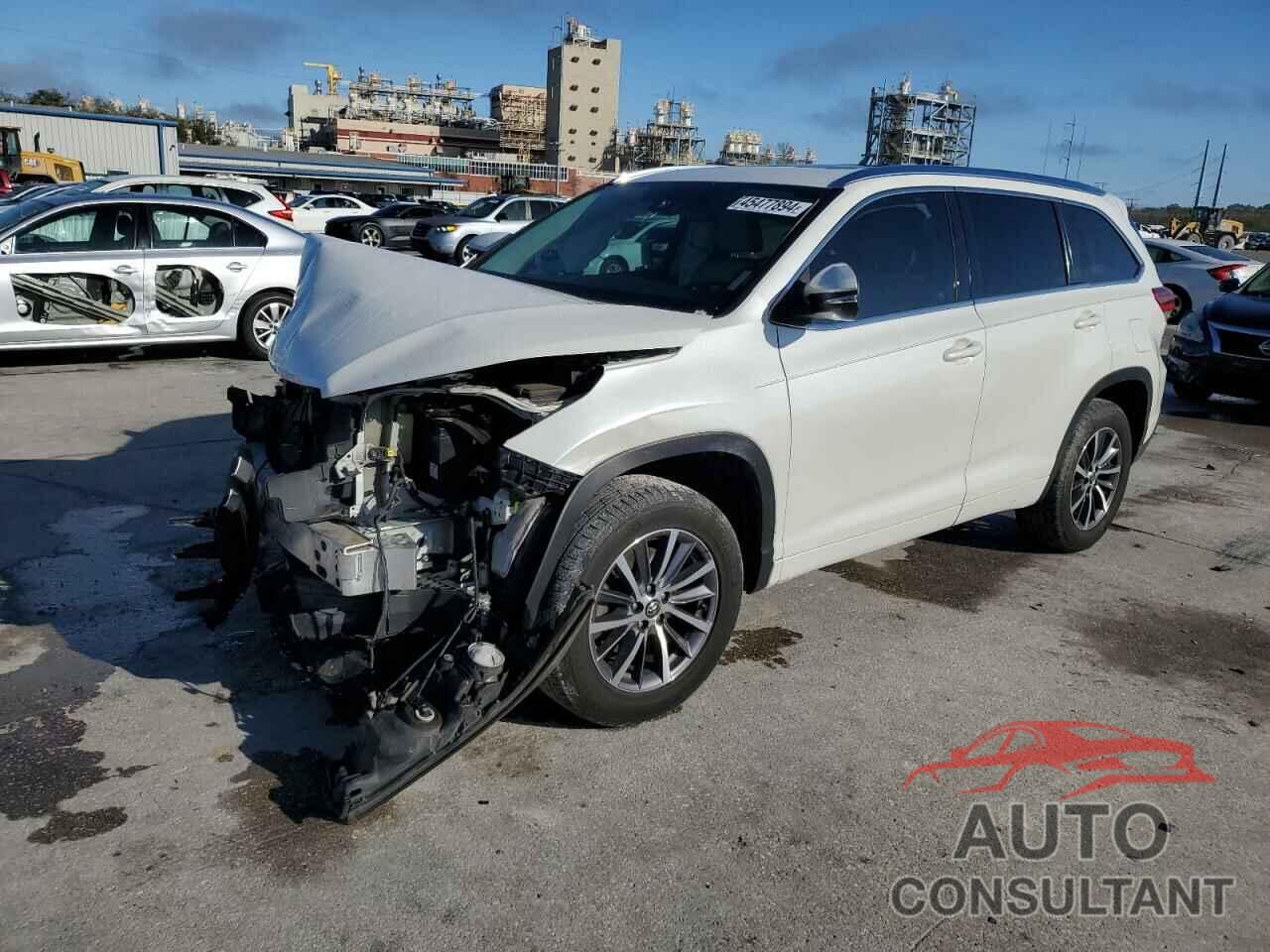 TOYOTA HIGHLANDER 2018 - 5TDKZRFH0JS538969