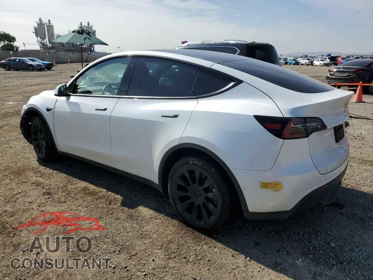 TESLA MODEL Y 2022 - 7SAYGDEE2NF411468