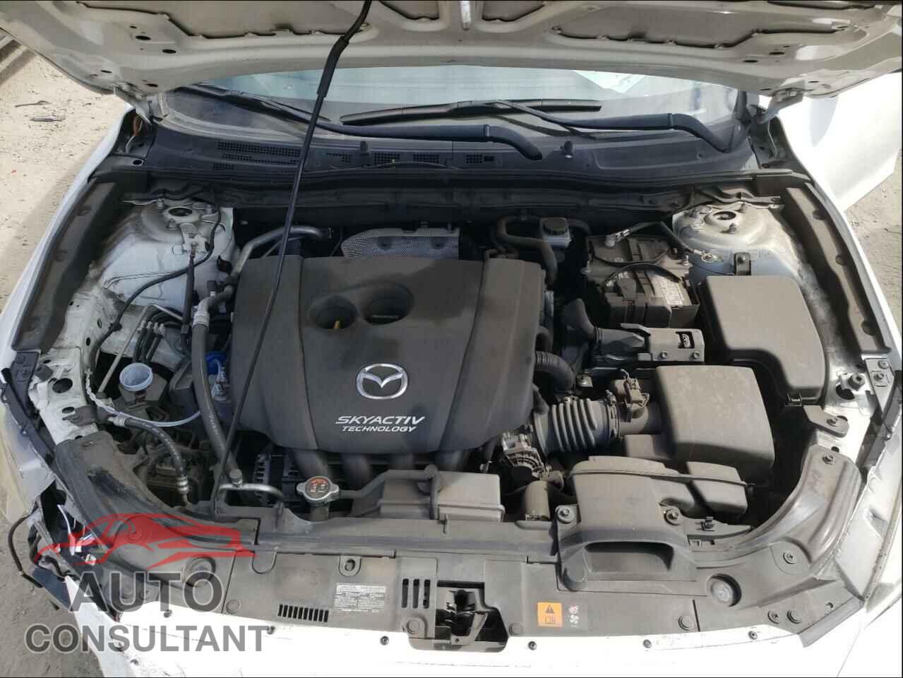 MAZDA 3 2016 - JM1BM1M77G1282264