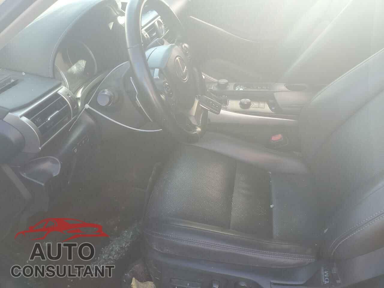 LEXUS IS 2016 - JTHBA1D29G5014112