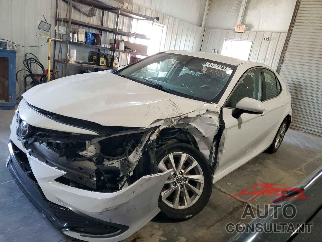 TOYOTA CAMRY 2021 - 4T1C11AK5MU563734