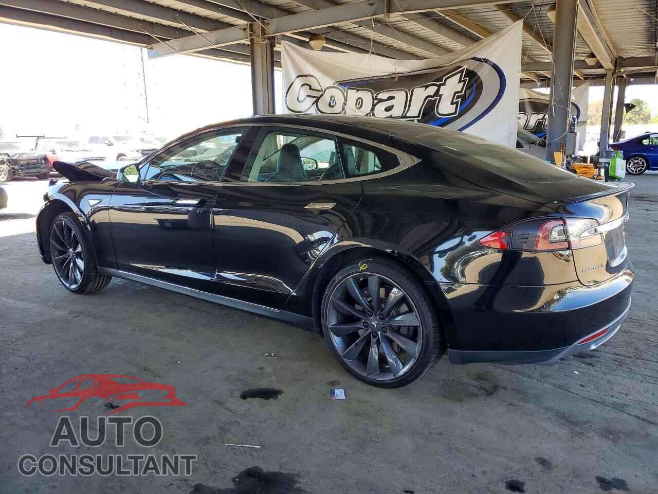 TESLA MODEL S 2013 - 5YJSA1CP8DFP07441