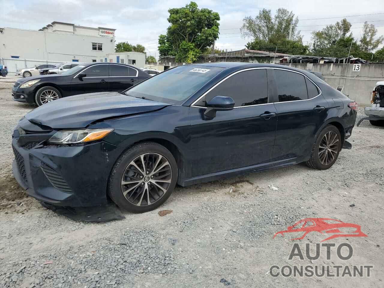 TOYOTA CAMRY 2018 - 4T1B11HK5JU635965