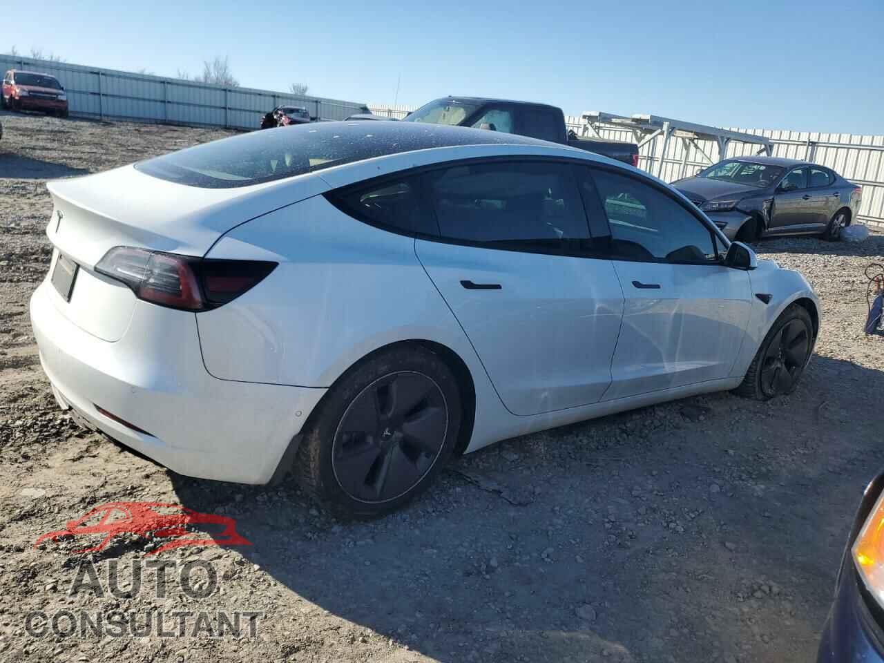 TESLA MODEL 3 2021 - 5YJ3E1EA8MF852089