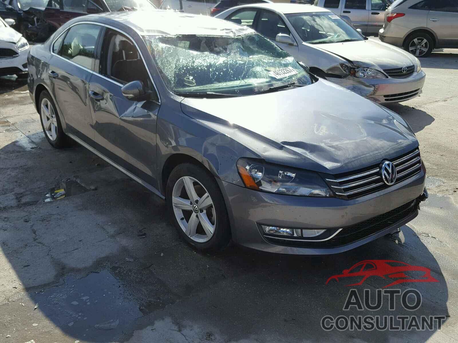 VOLKSWAGEN PASSAT 2015 - 1VWAT7A39FC088242