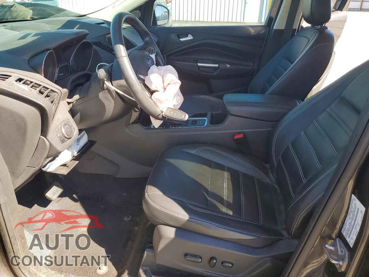 FORD ESCAPE 2018 - 1FMCU9J96JUC62016