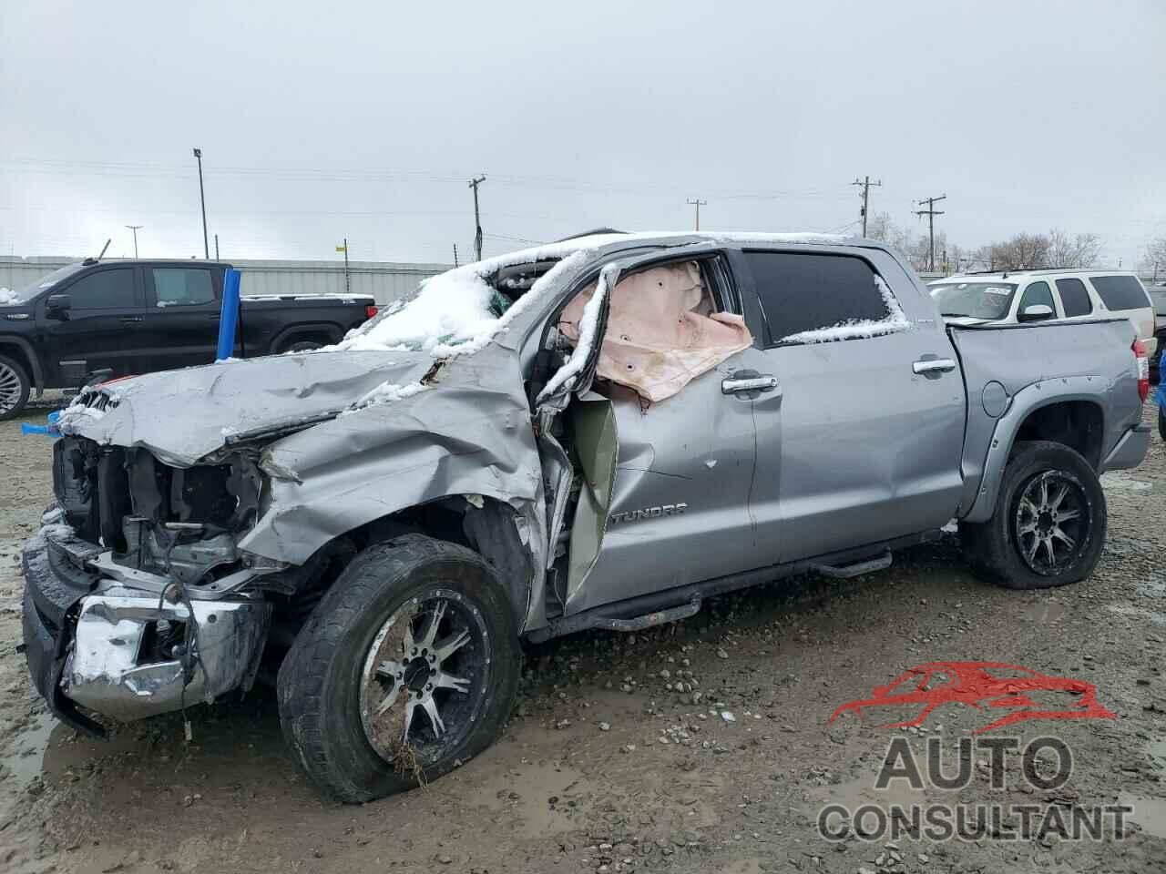 TOYOTA TUNDRA 2015 - 5TFHW5F15FX486447