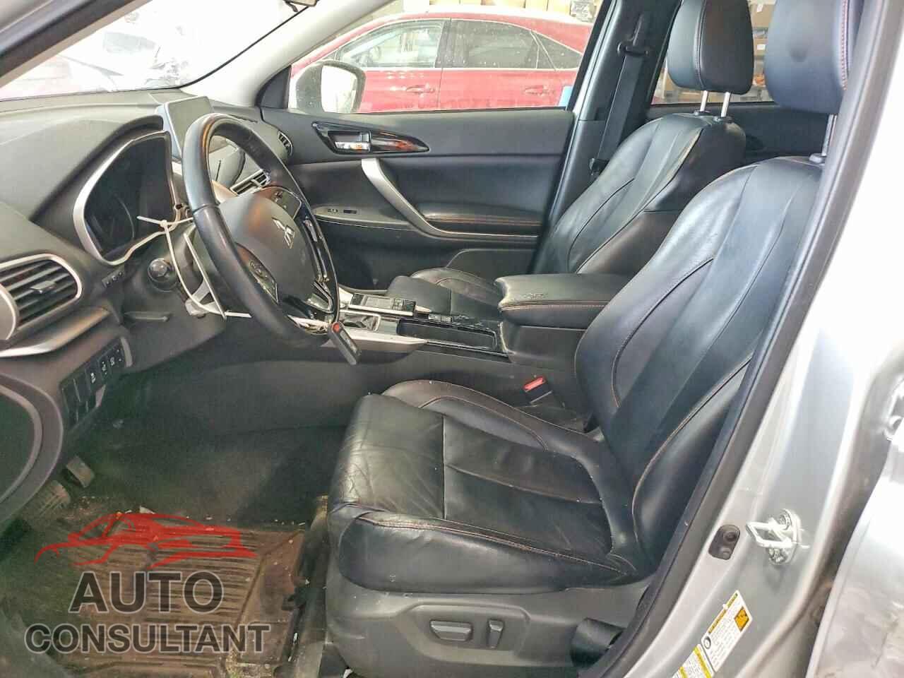 MITSUBISHI ECLIPSE 2018 - JA4AT5AA2JZ042466