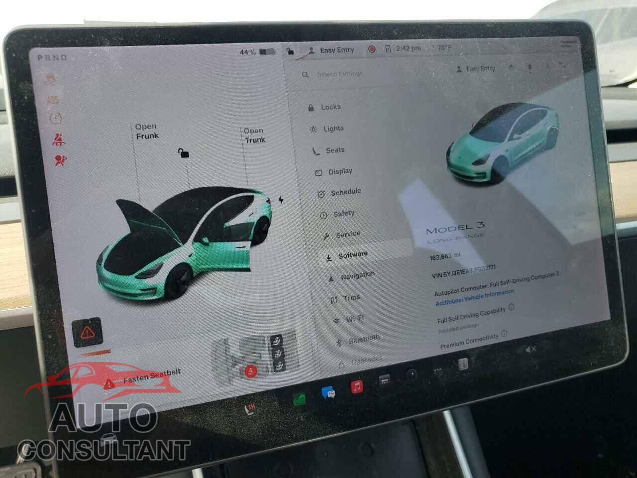 TESLA MODEL 3 2018 - 5YJ3E1EA8JF032171