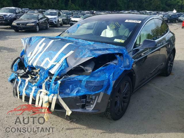 TESLA MODEL X 2016 - 5YJXCBE20GF007988