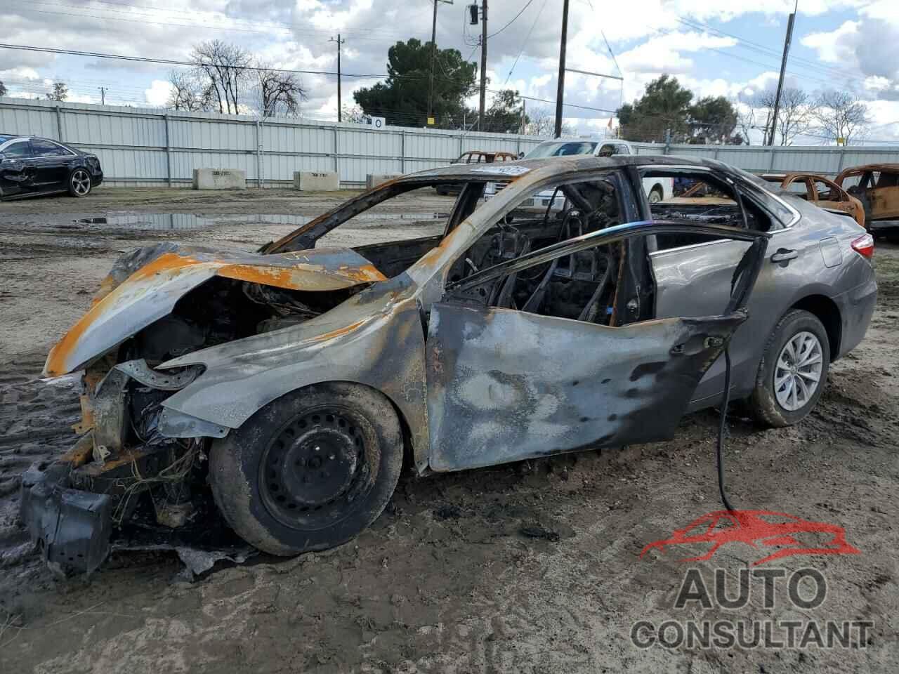 TOYOTA CAMRY 2015 - 4T4BF1FK5FR506495