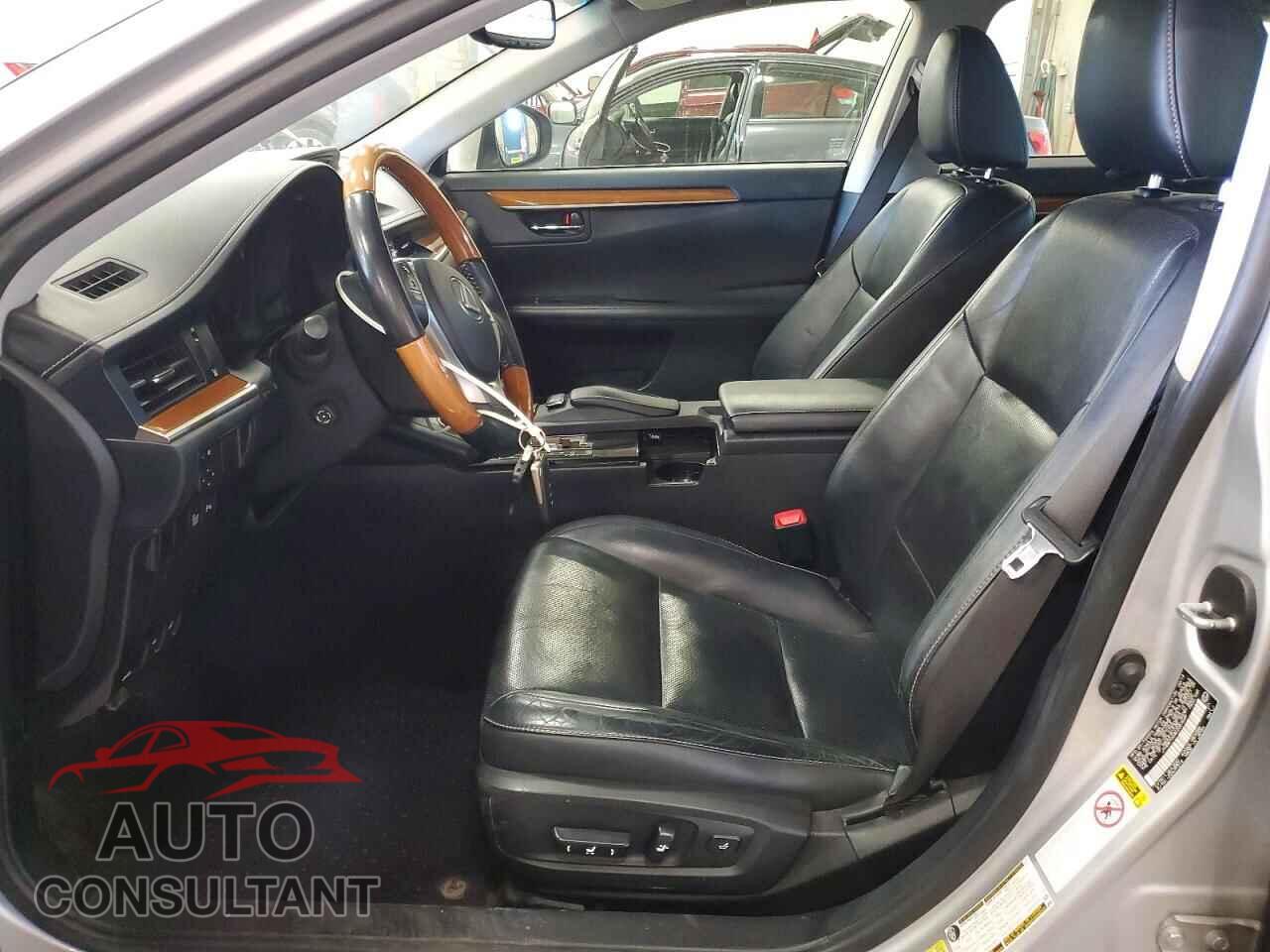 LEXUS ES300 2014 - JTHBW1GG4E2057649