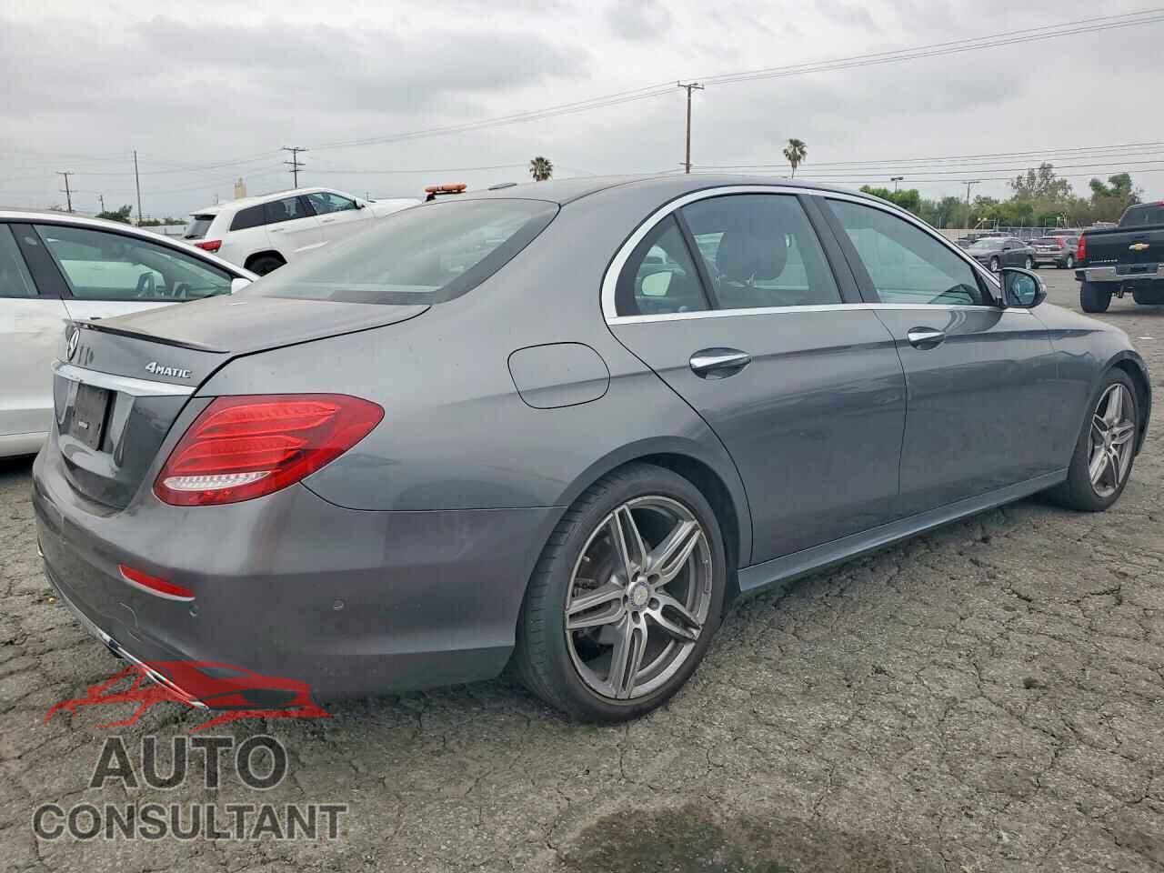 MERCEDES-BENZ E-CLASS 2017 - WDDZF4KB6HA093517