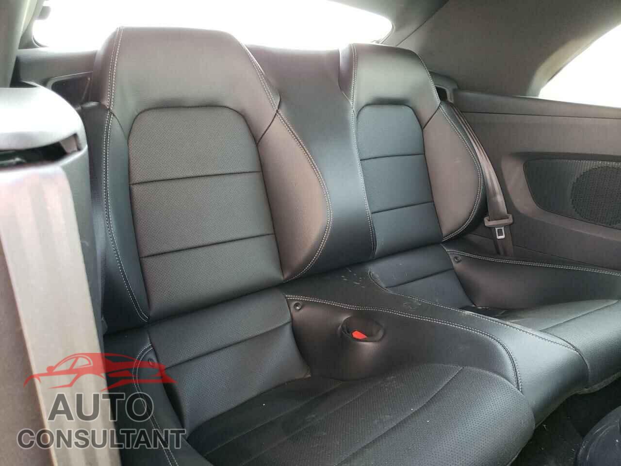FORD MUSTANG 2022 - 1FATP8UH4N5106815