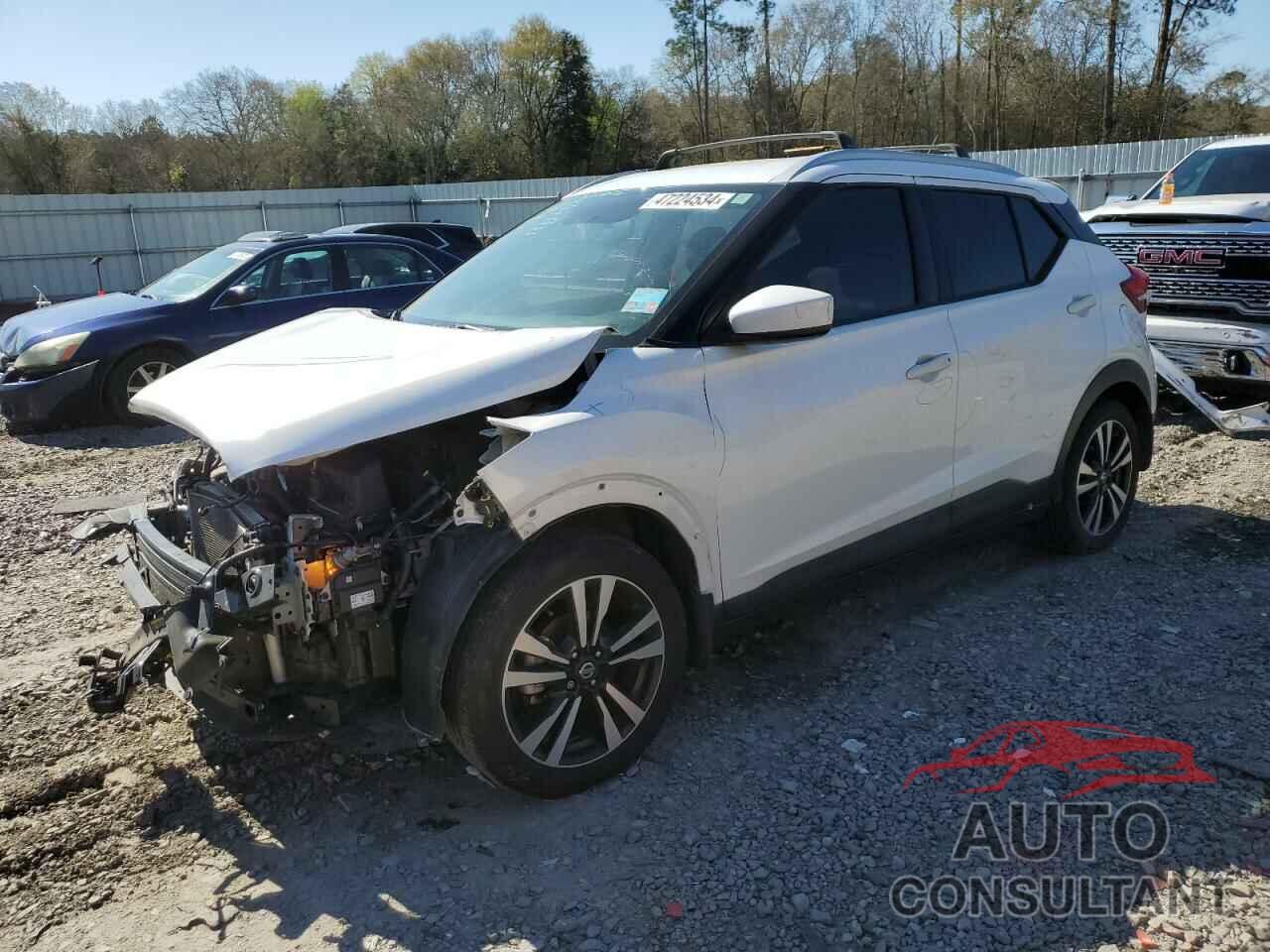 NISSAN KICKS 2018 - 3N1CP5CU4JL534193