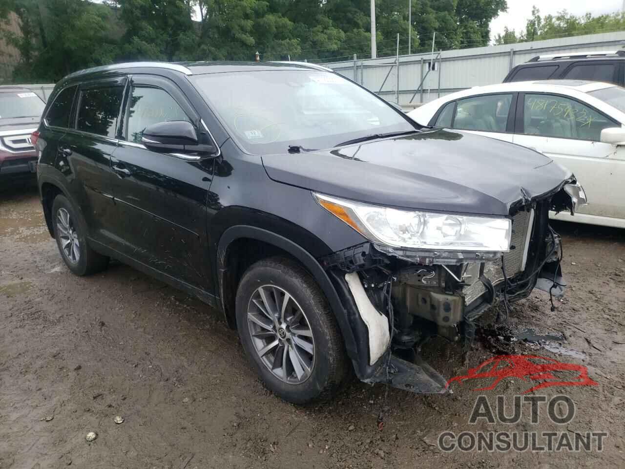 TOYOTA HIGHLANDER 2019 - 5TDJZRFH4KS627506