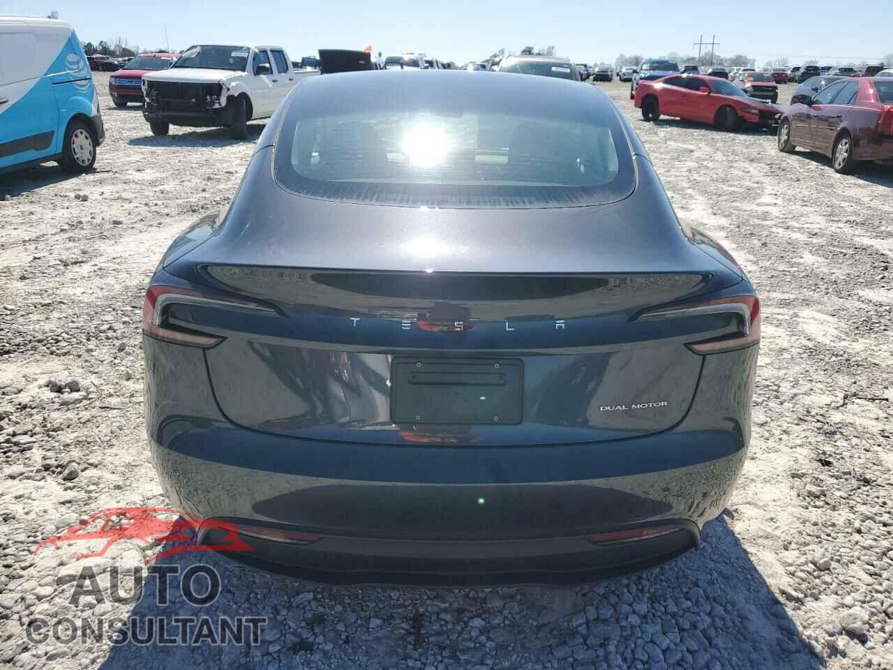 TESLA MODEL 3 2024 - 5YJ3E1EB1RF799509