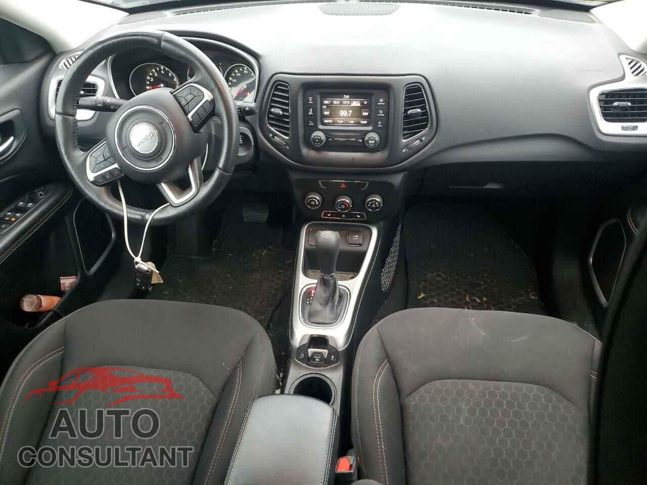 JEEP COMPASS 2017 - 3C4NJCAB0HT668237