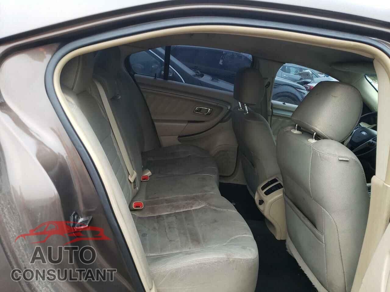FORD TAURUS 2016 - 1FAHP2D83GG109537