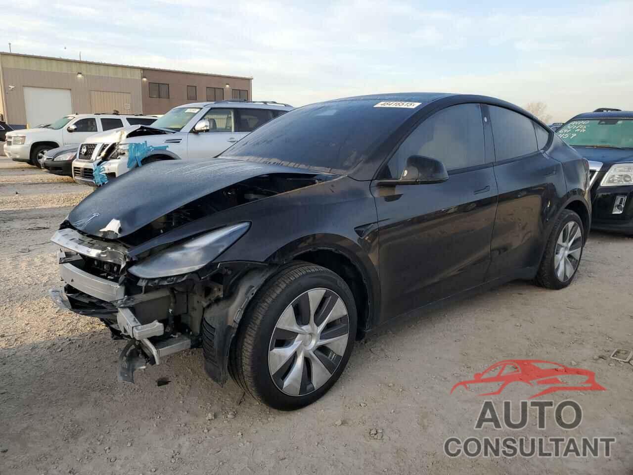 TESLA MODEL Y 2024 - 7SAYGDEE5RA273315