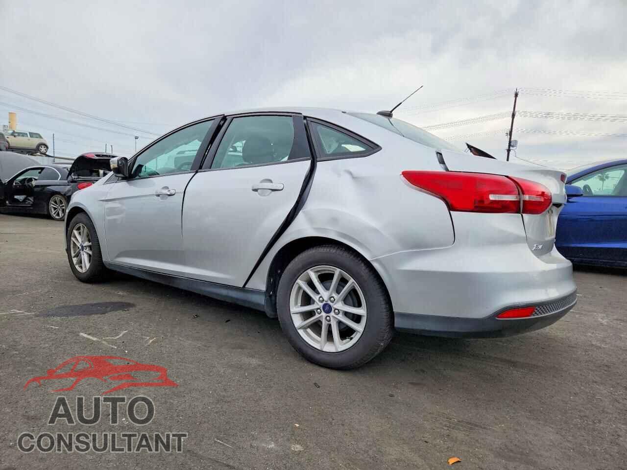 FORD FOCUS 2017 - 1FADP3F26HL296052