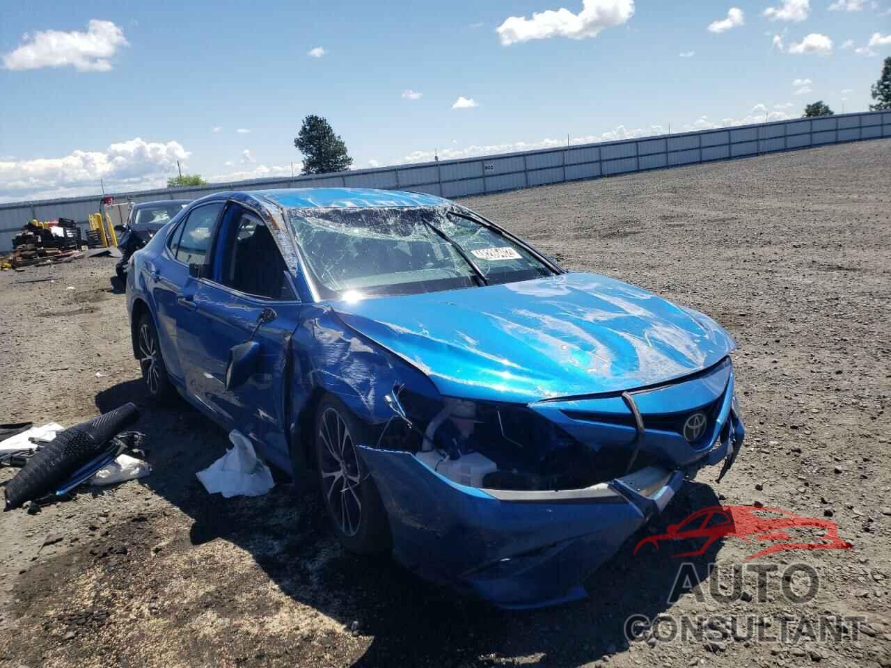 TOYOTA CAMRY 2018 - 4T1B11HK7JU007454