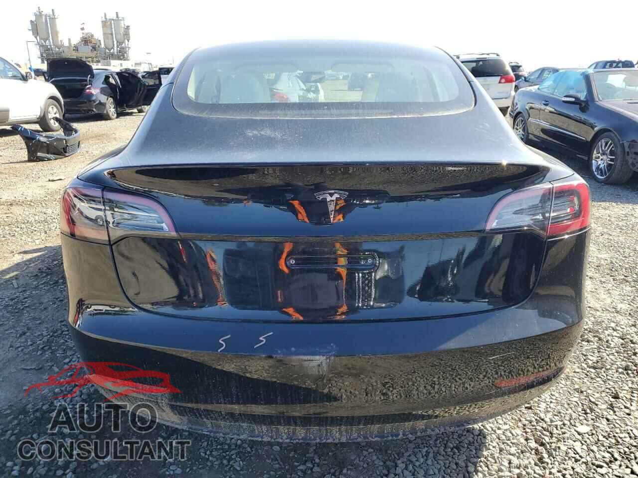 TESLA MODEL 3 2023 - 5YJ3E1EA1PF685532
