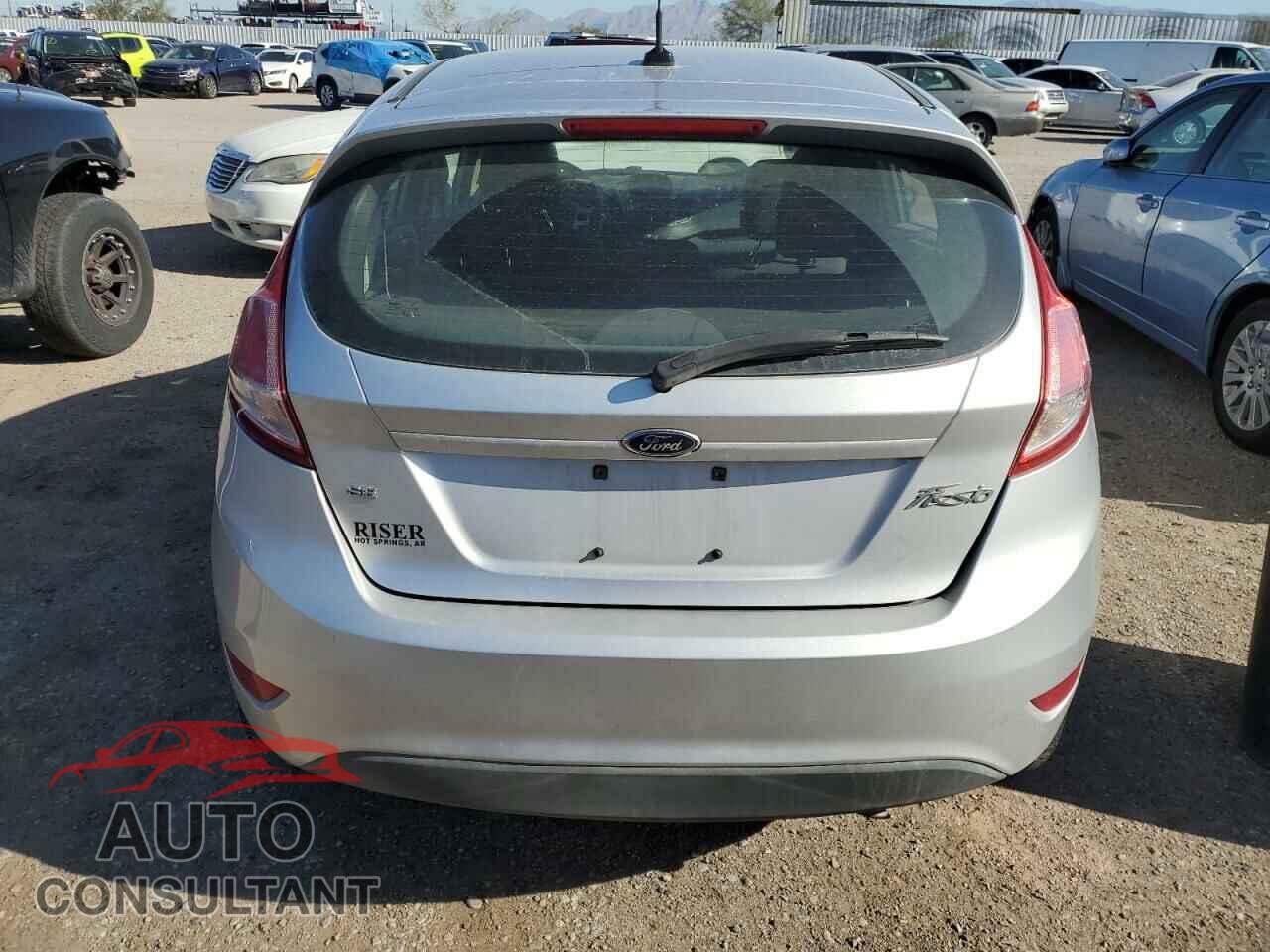 FORD FIESTA 2017 - 3FADP4EJ3HM157011