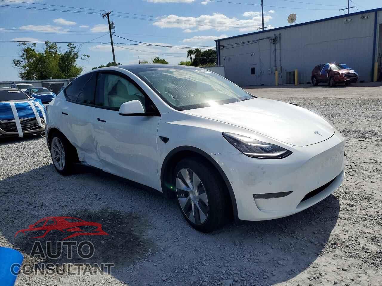 TESLA MODEL Y 2021 - 5YJYGDED9MF103409