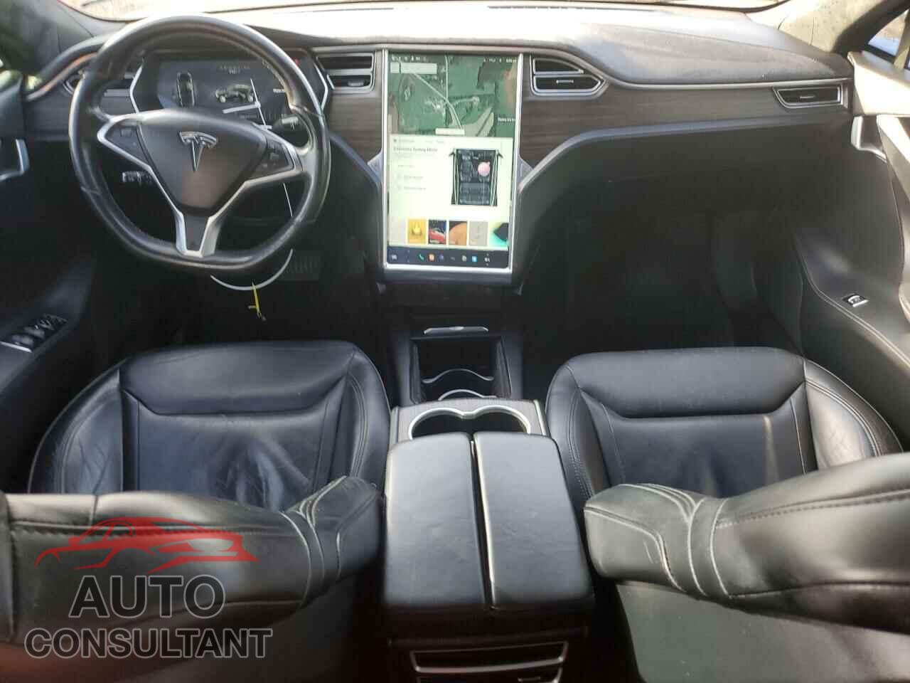 TESLA MODEL S 2015 - 5YJSA1E26FF107814