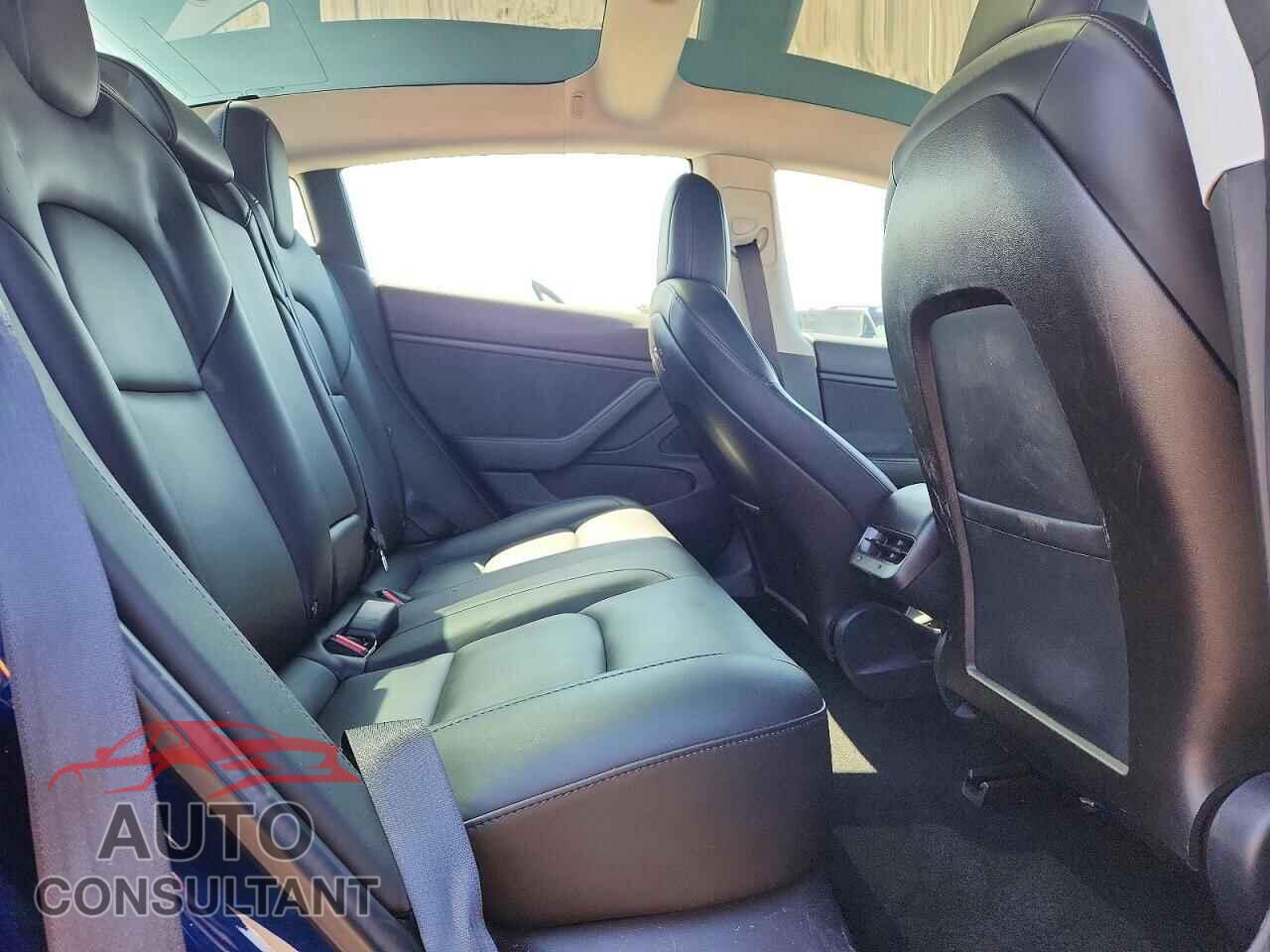 TESLA MODEL 3 2019 - 5YJ3E1EA0KF400960