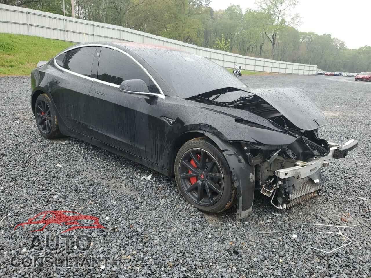 TESLA MODEL 3 2018 - 5YJ3E1EA5JF155281