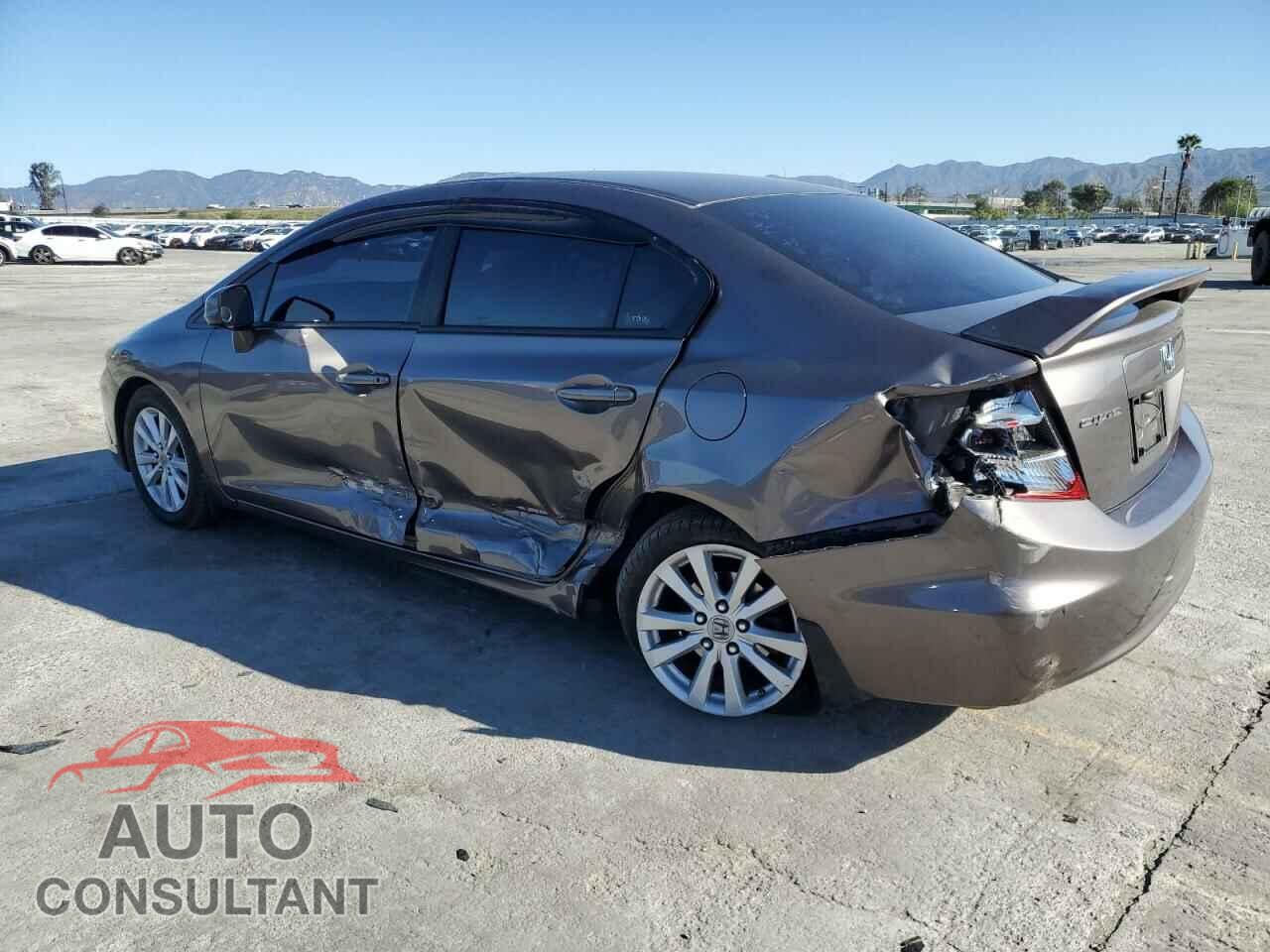 HONDA CIVIC 2012 - 2HGFB2F92CH555510