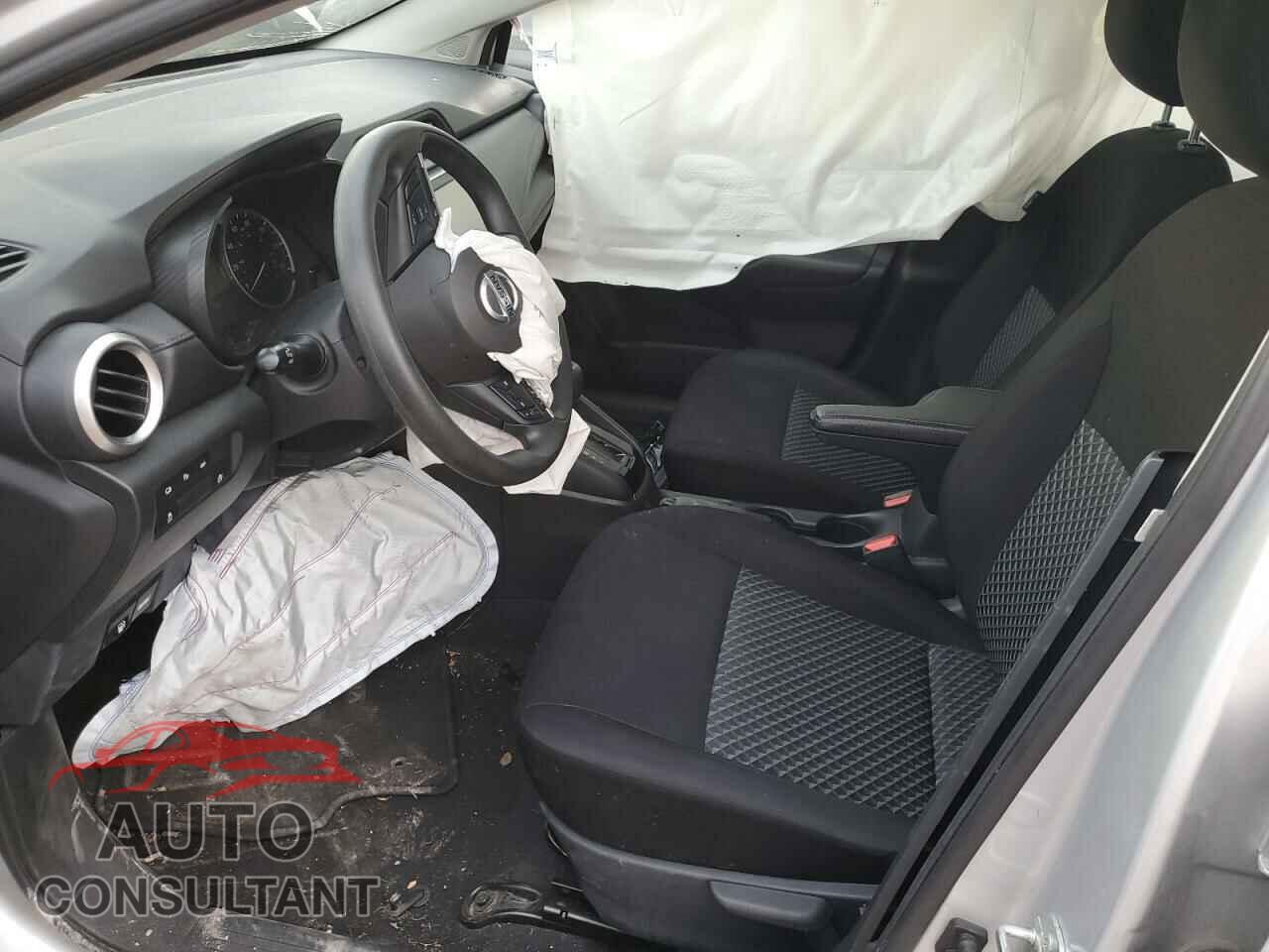 NISSAN VERSA 2021 - 3N1CN8DV9ML925083
