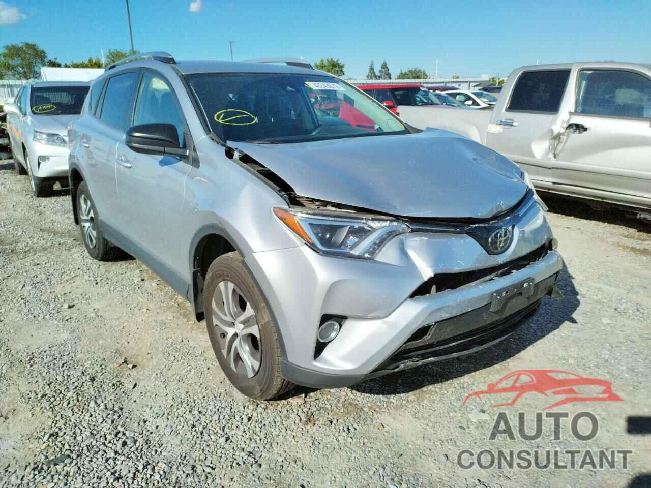 TOYOTA RAV4 2018 - JTMZFREV6JD111192