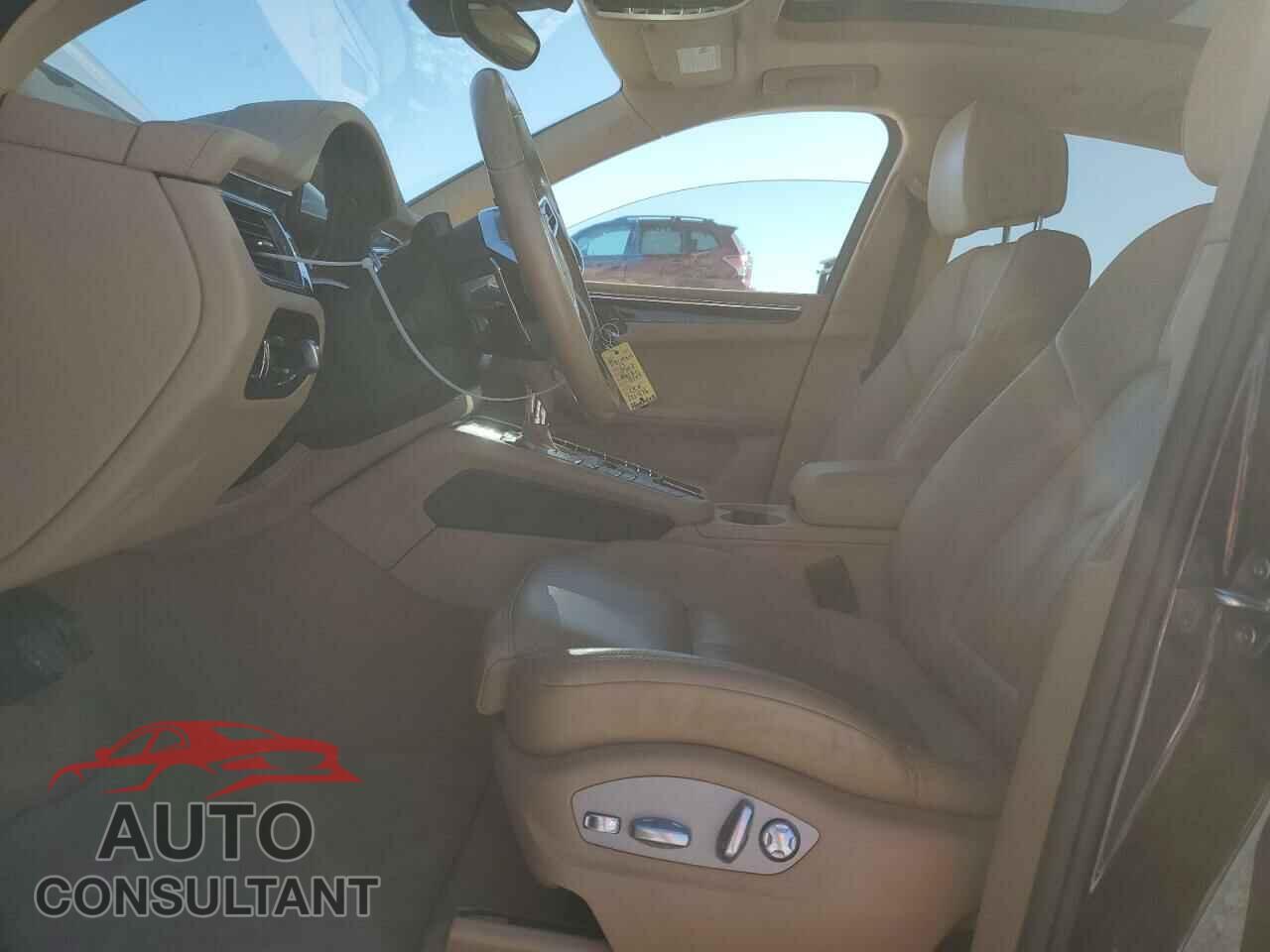 PORSCHE MACAN 2017 - WP1AA2A53HLB04207
