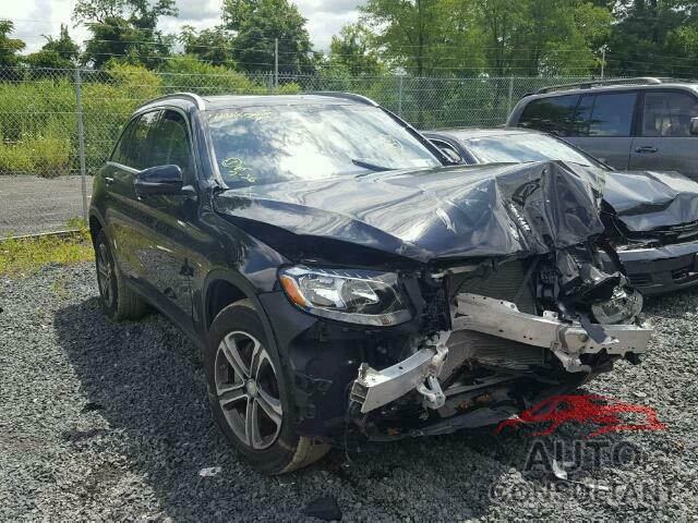 MERCEDES-BENZ GLC300 2017 - WDC0G4KB9HF149608