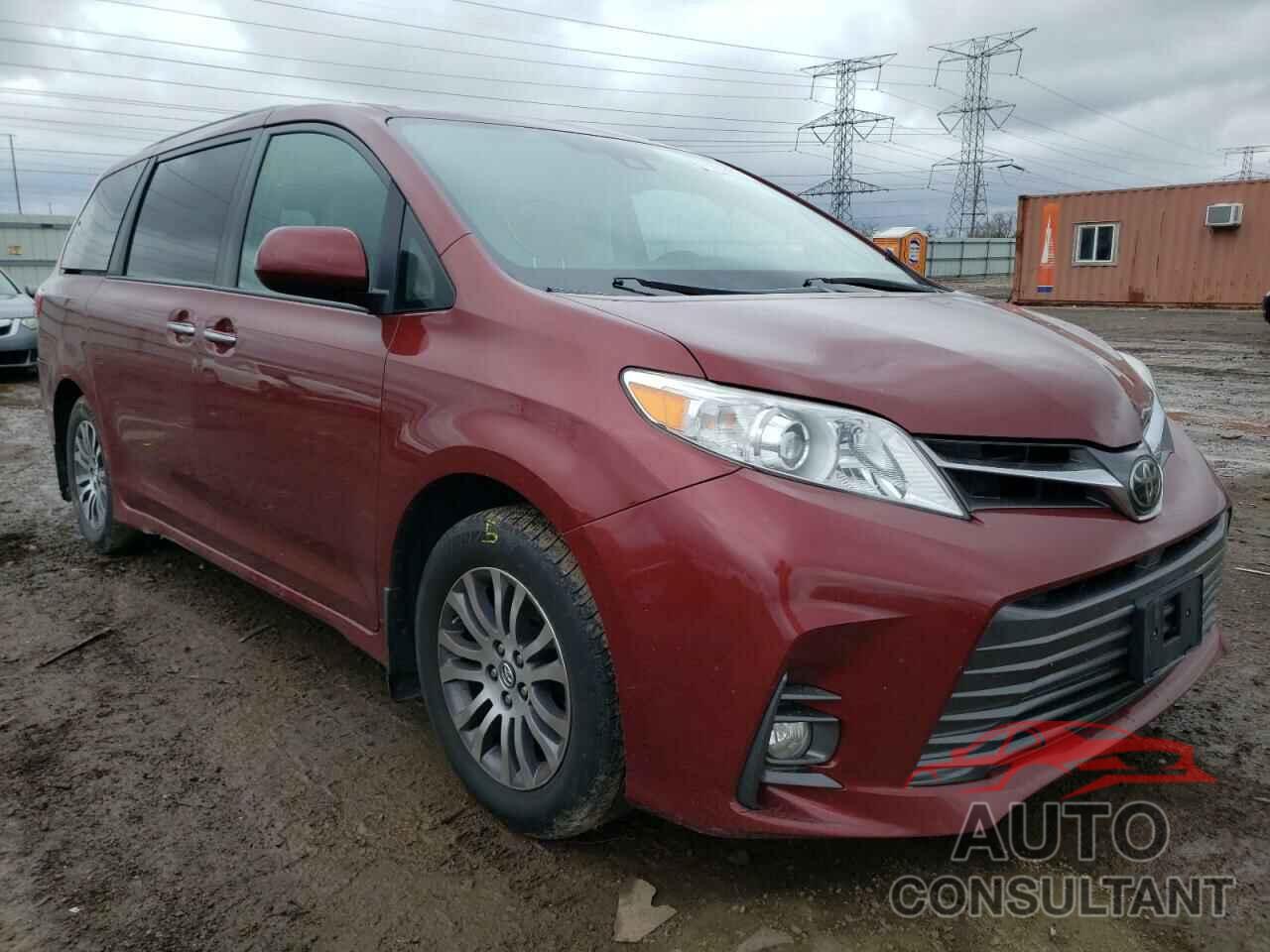 TOYOTA SIENNA 2018 - 5TDYZ3DC5JS923667