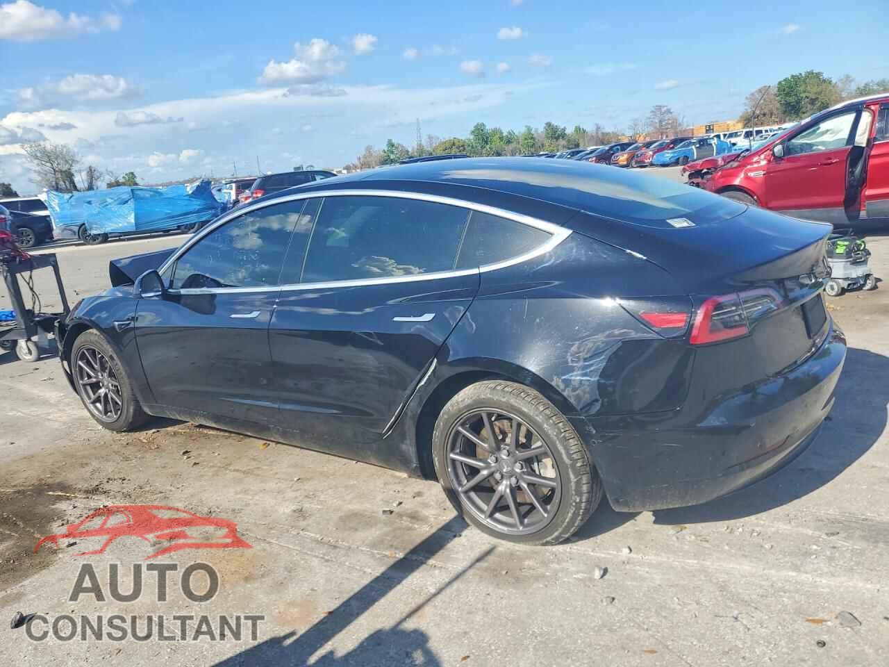 TESLA MODEL 3 2019 - 5YJ3E1EA2KF306594