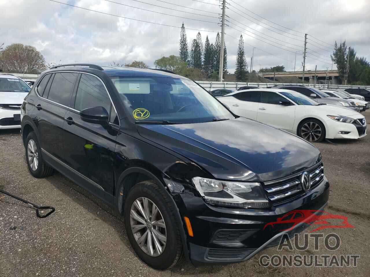 VOLKSWAGEN TIGUAN 2018 - 3VV3B7AX1JM173716