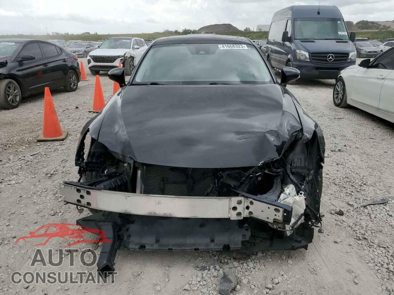 LEXUS IS 2018 - JTHBA1D29J5075449