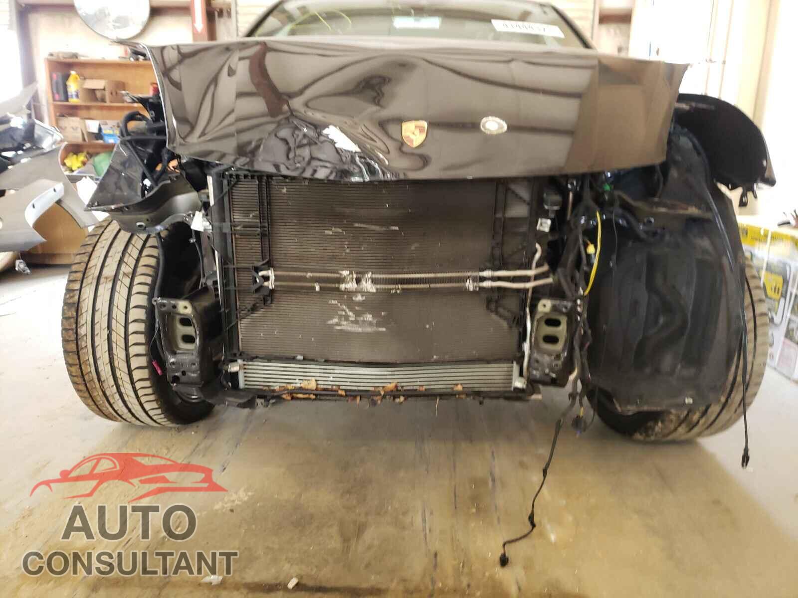 PORSCHE CAYENNE 2018 - WP1AA2A20JKA01697