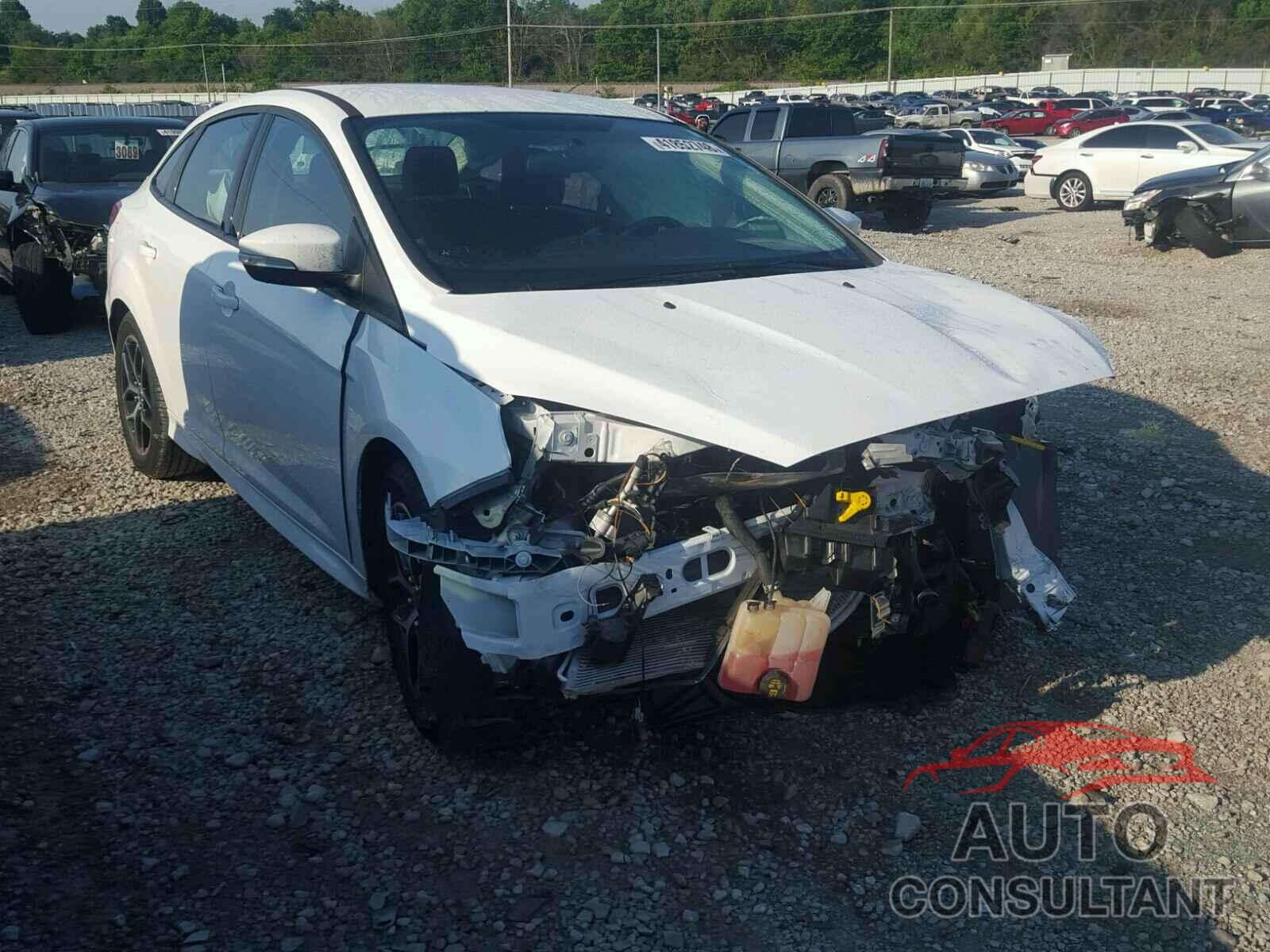 FORD FOCUS 2015 - 1FADP3F26FL340015