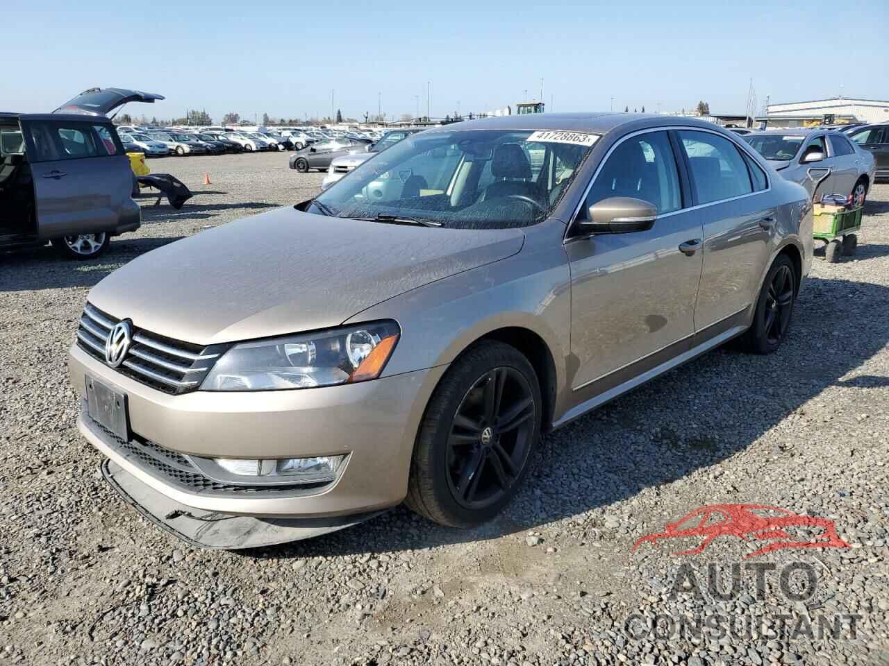 VOLKSWAGEN PASSAT 2015 - 1VWBT7A38FC013052