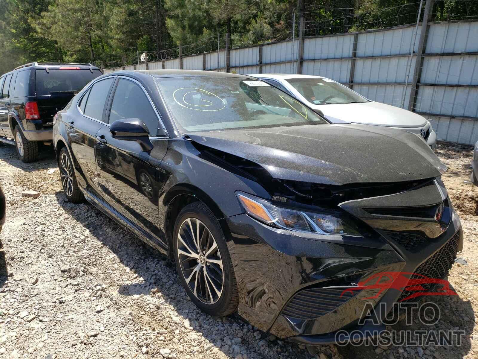 TOYOTA CAMRY 2020 - 4T1G11AK7LU950074