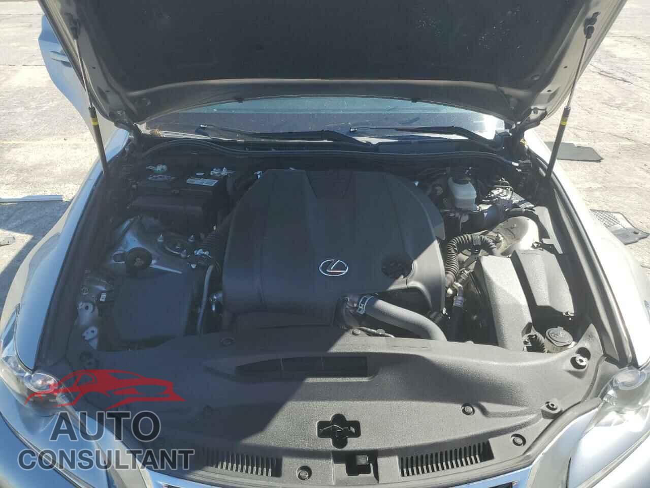 LEXUS IS 2015 - JTHBF1D22F5077357