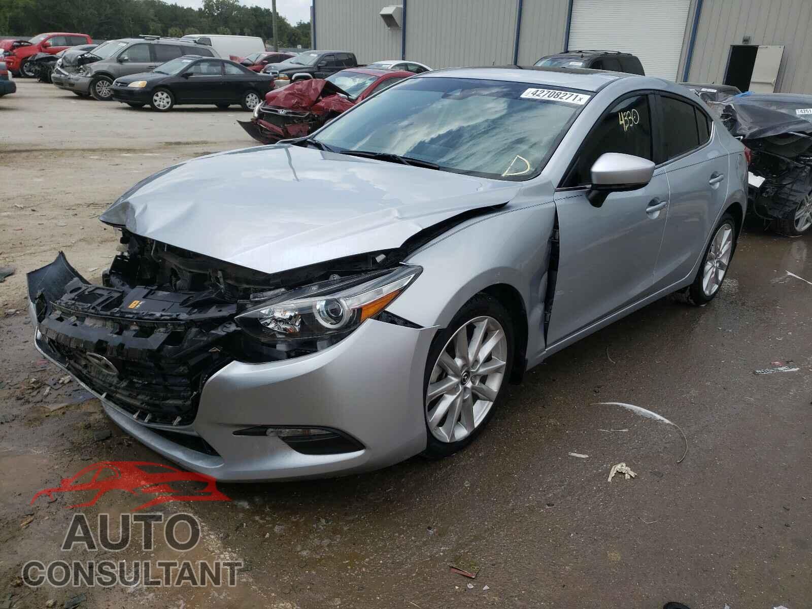 MAZDA 3 2017 - 3MZBN1V79HM135599